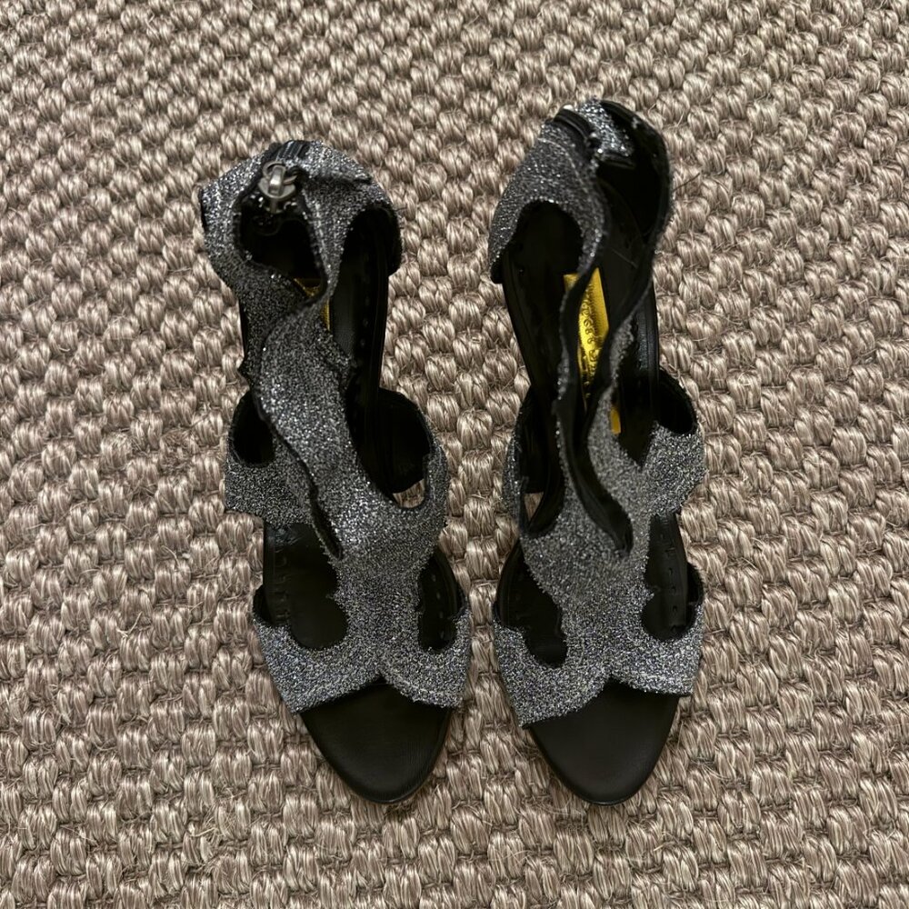 Rupert Sanderson Sexy Silver Lurex Cut-Out Sandals, Size 40